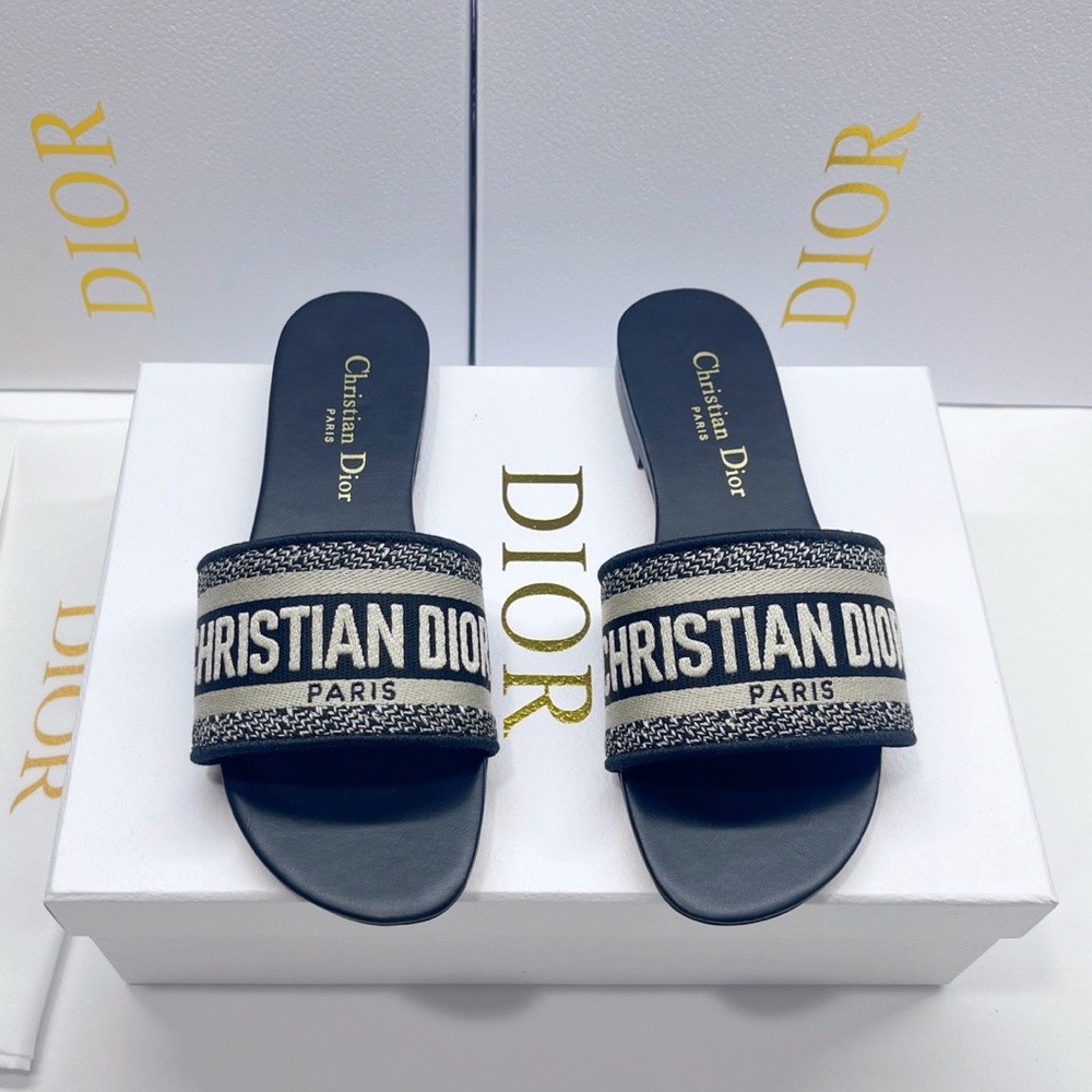 Dior Women’s Black Sandals - Picture 1 of 5